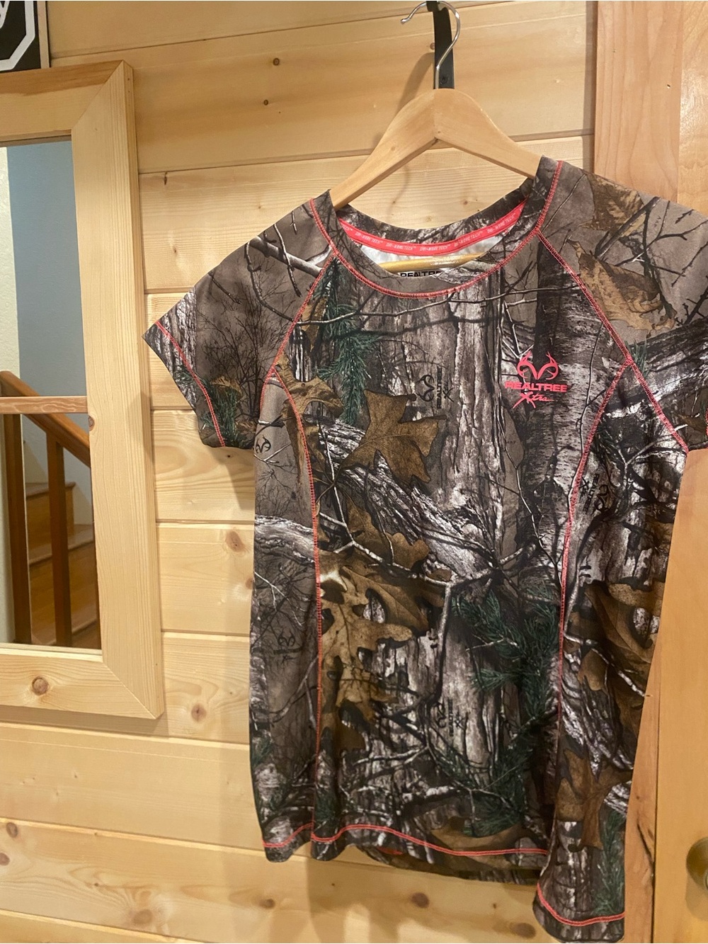 Realtree Camouflage Tee with Pink Trim